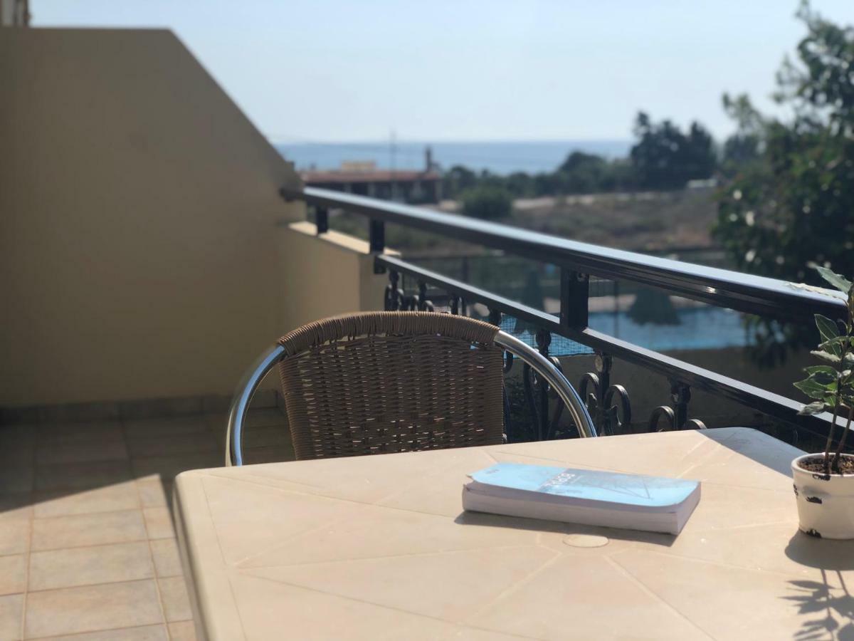 דירות פראנגוקאסטלון Blue Sky מראה חיצוני תמונה